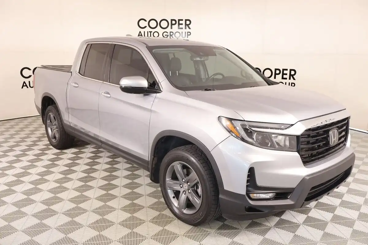 2022 Honda Ridgeline RTL-E AWD's photo