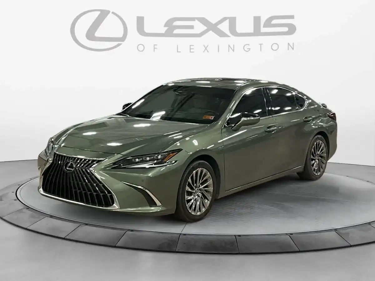 2024 Lexus ES 300h 300h Ultra Luxury's photo