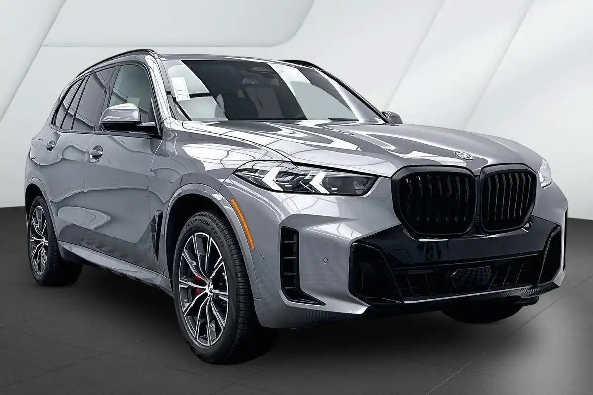 2026 BMW X5 xDrive50e's photo