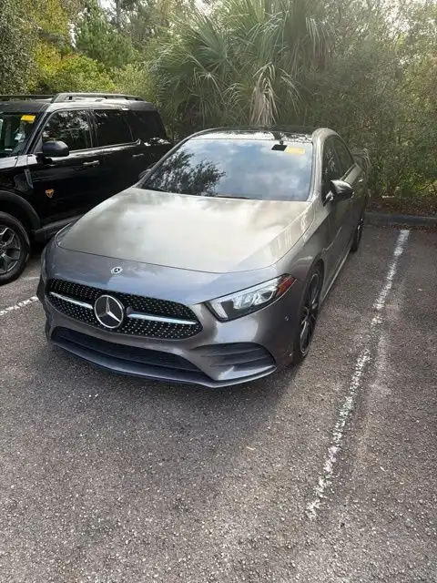 2019 Mercedes-Benz A-Class A220 4MATIC's photo