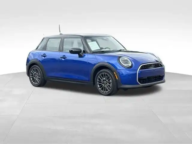 2026 MINI Hardtop Cooper S's photo