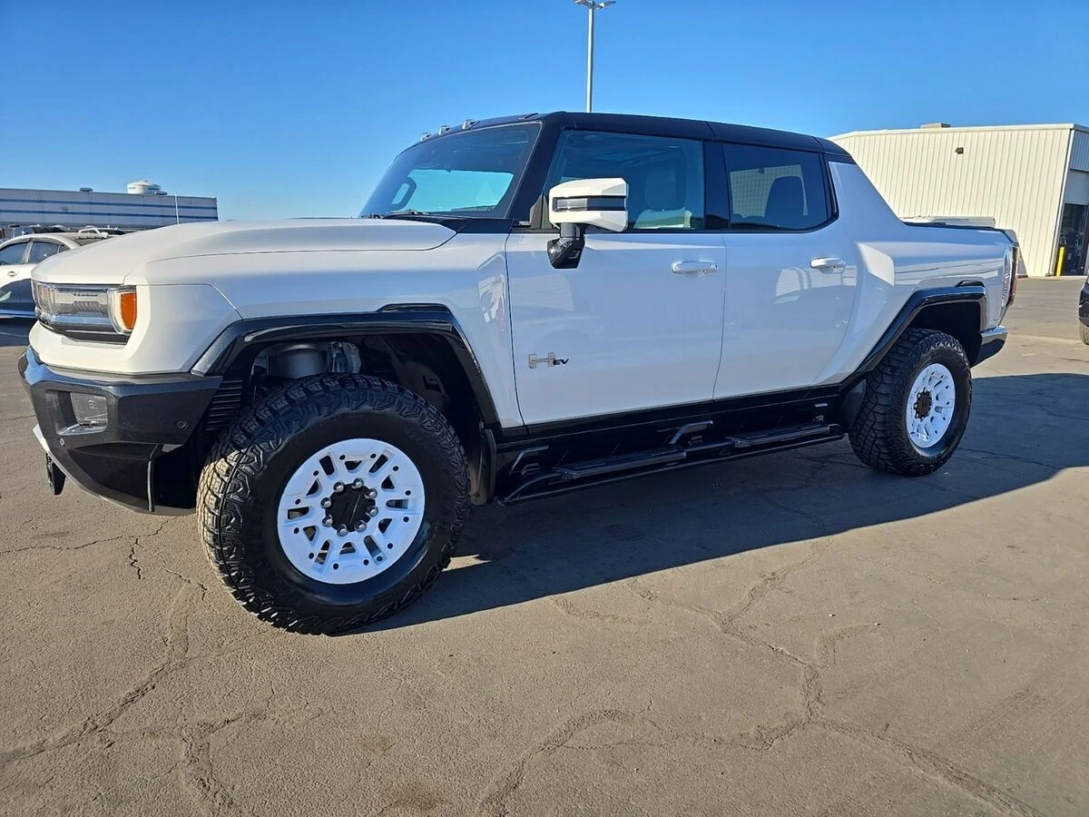 2022 GMC Hummer EV 3X's photo