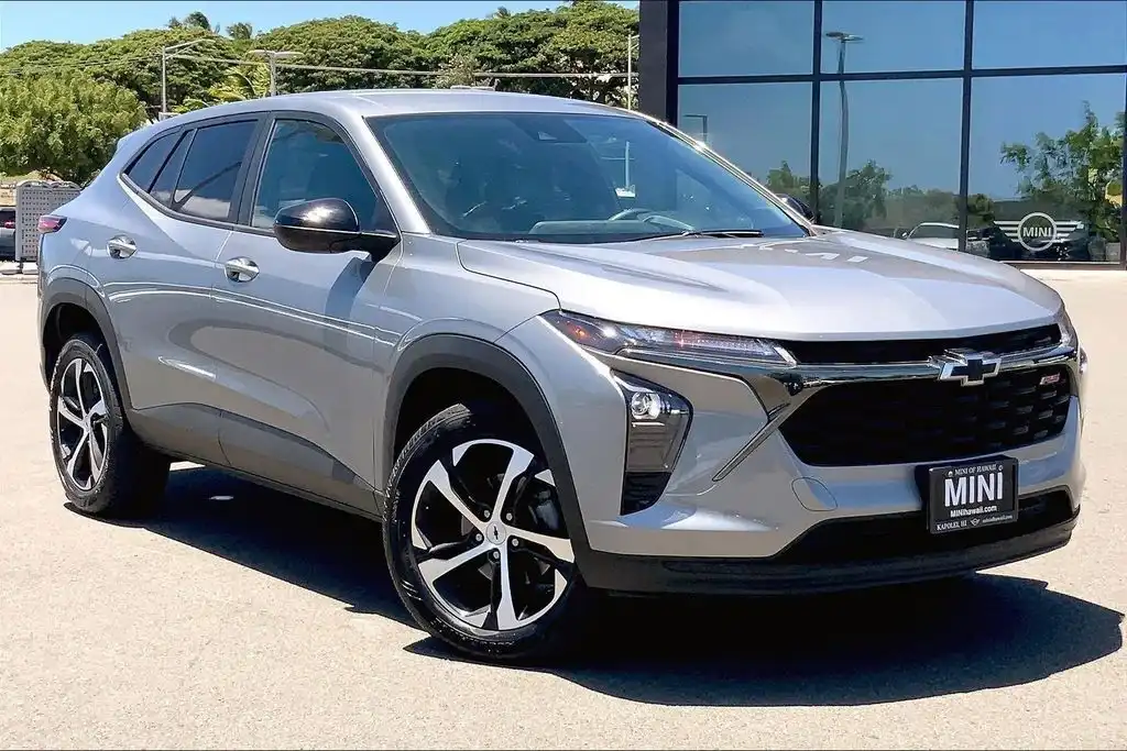 2024 Chevrolet Trax 1RS's photo