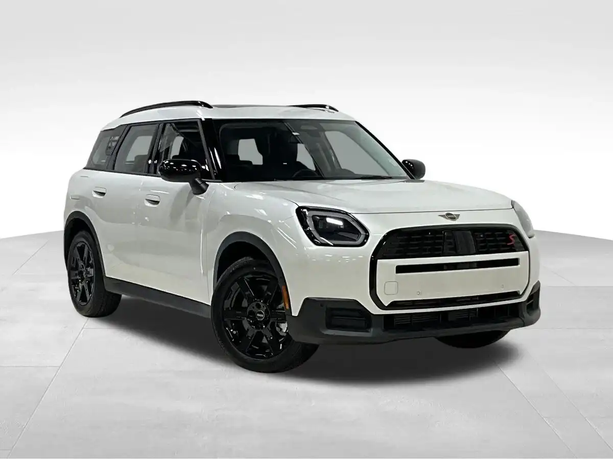 2027 MINI Countryman S ALL4 Oxford Edition's photo