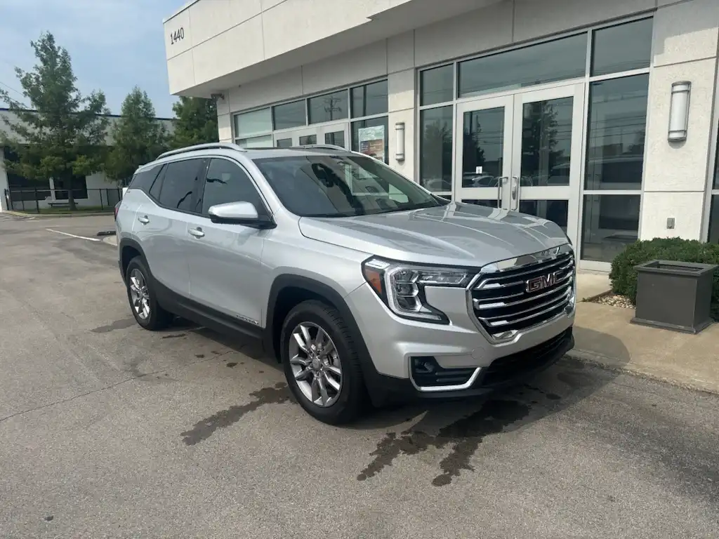 2022 GMC Terrain SLT AWD's photo