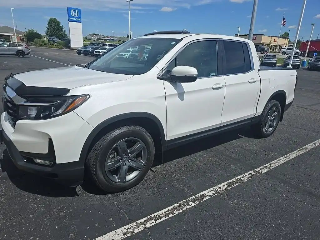 2023 Honda Ridgeline RTL AWD's photo