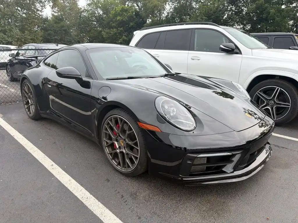 2020 Porsche 911 Carrera 4S Coupe's photo