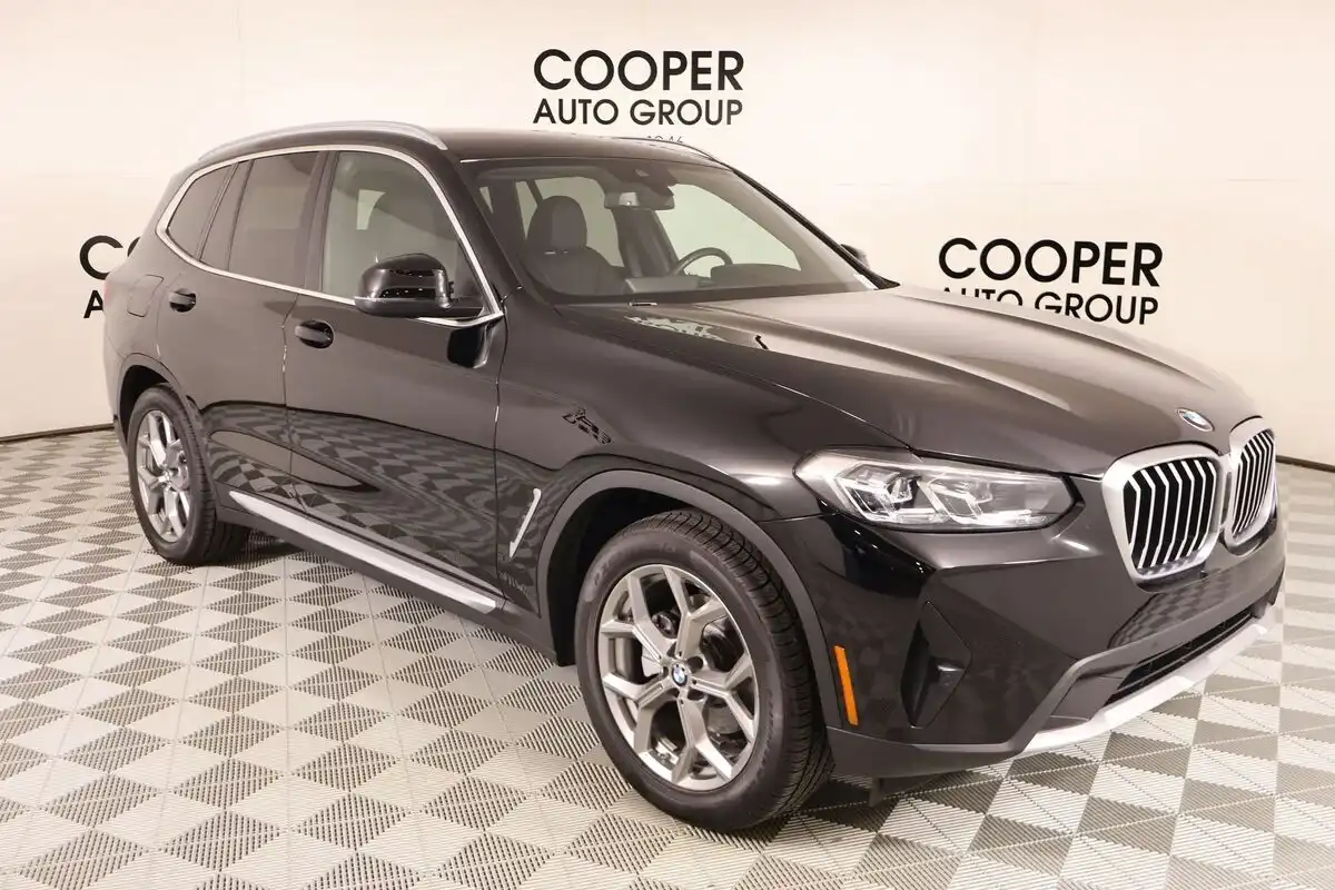 2023 BMW X3 xDrive30i's photo