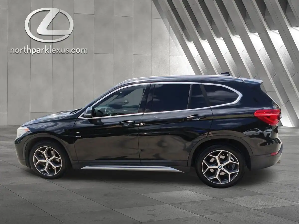 2019 BMW X1 sDrive28i's photo