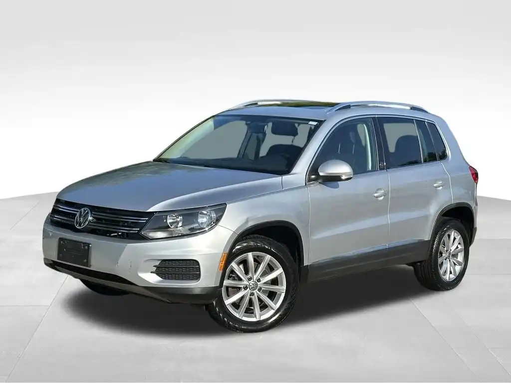 2017 Volkswagen Tiguan 2.0T Wolfsburg Edition 4Motion's photo