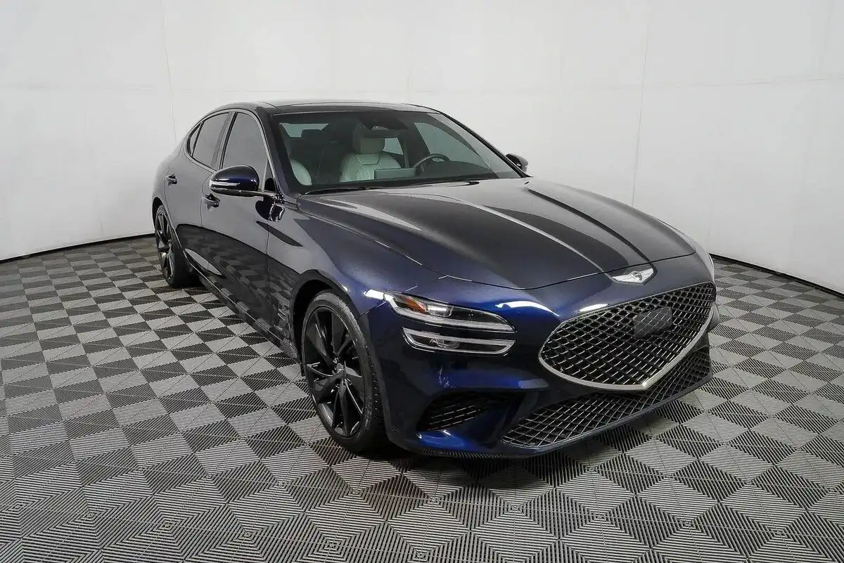 2023 Genesis G70 2.0T Standard's photo