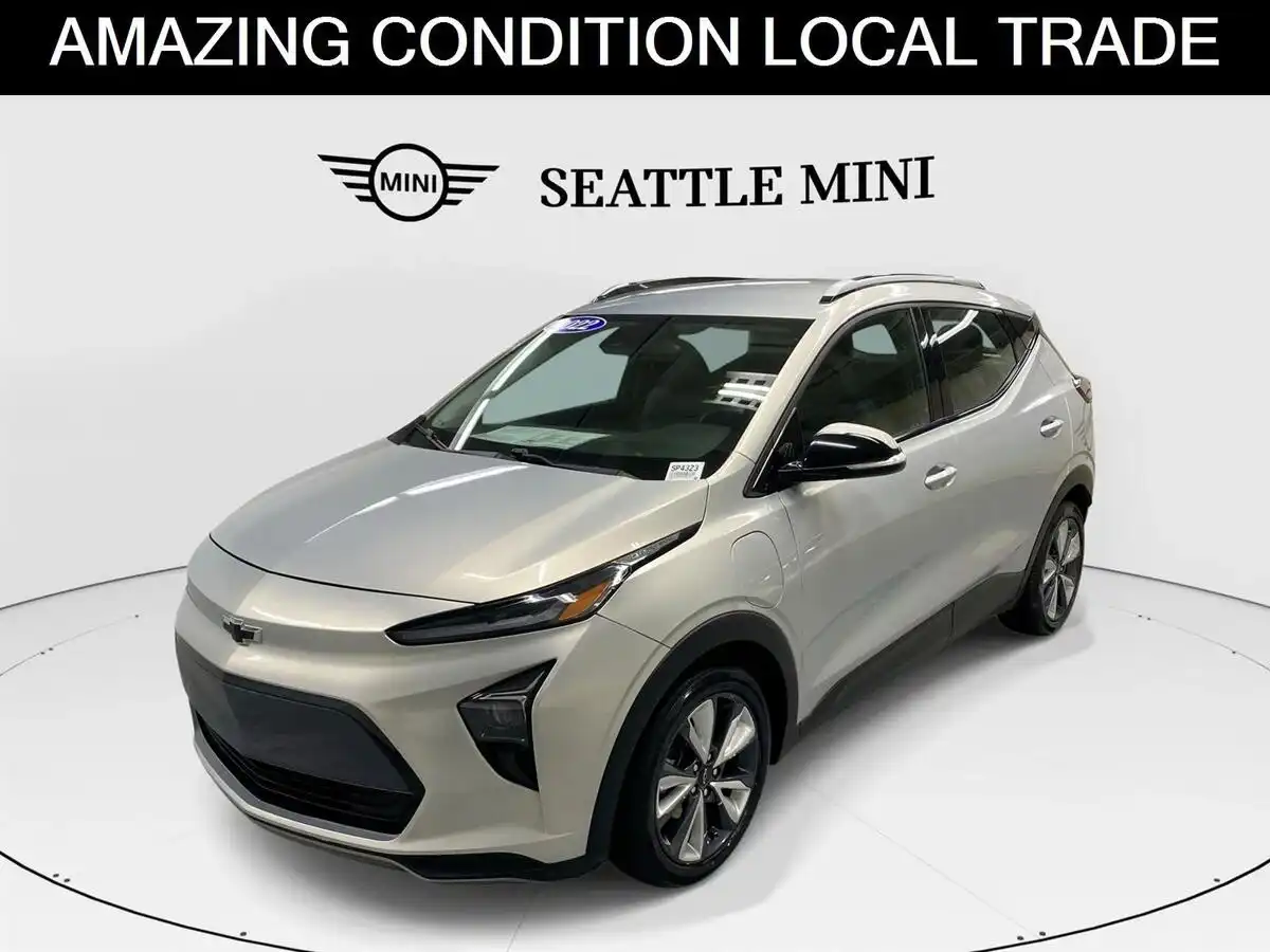 2022 Chevrolet Bolt EUV LT's photo