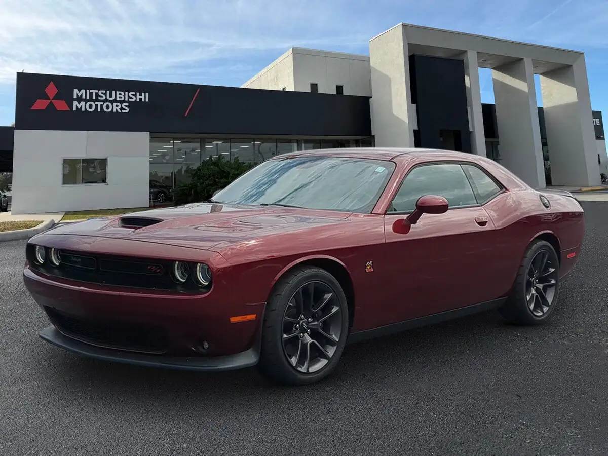 2021 Dodge Challenger R/T Scat Pack photo 1