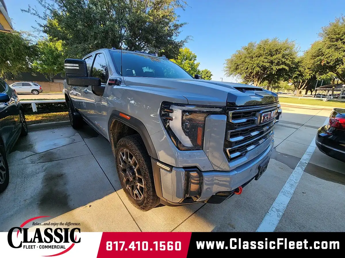 2024 GMC Sierra AT4 4WD Crew Cab Standard Box's photo