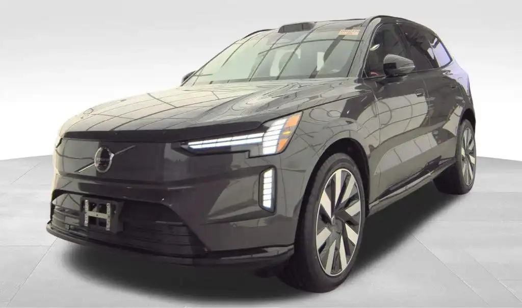 2025 Volvo EX90 Twin Motor Plus 6-Seater's photo