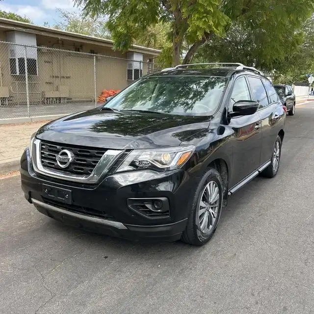 2020 Nissan Pathfinder S 4WD's photo