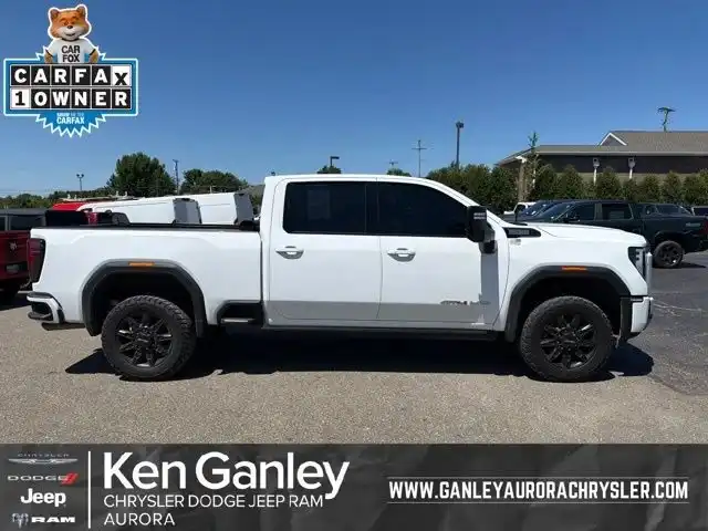 2024 GMC Sierra 4WD Crew Cab Standard Box AT4's photo