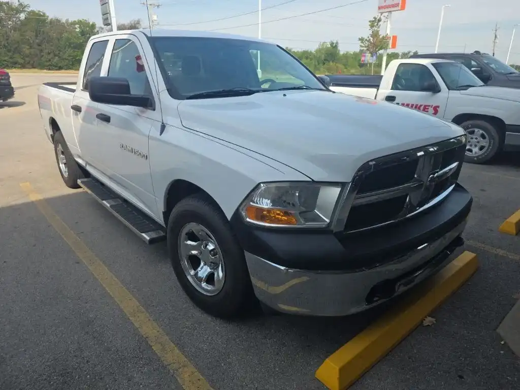 2011 RAM 1500 ST Quad Cab's photo