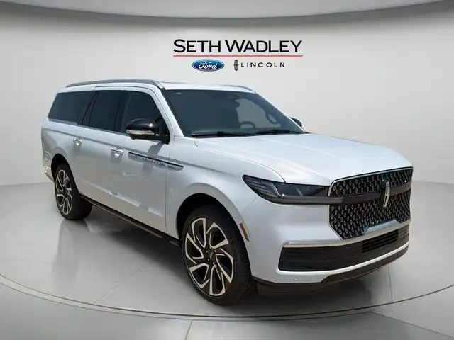 2026 Lincoln Navigator Reserve L 4WD's photo