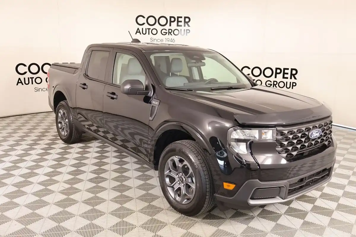 2025 Ford Maverick XLT AWD's photo