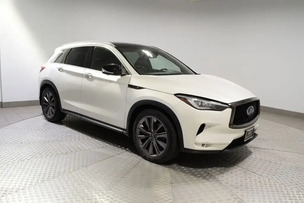 2020 INFINITI QX50 Essential AWD's photo