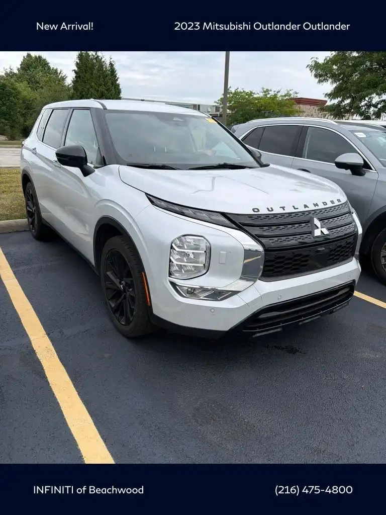 2023 Mitsubishi Outlander SE S-AWC's photo