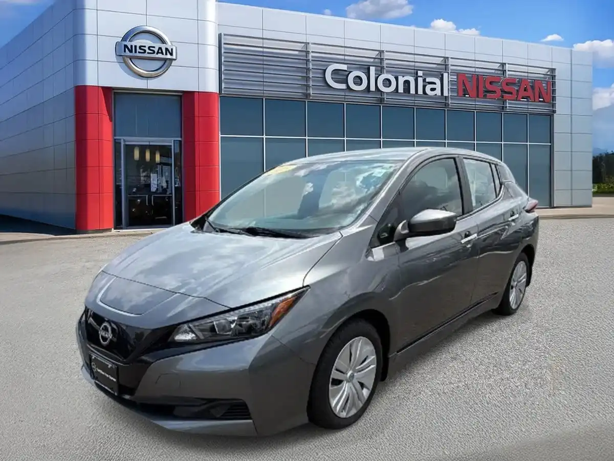 2023 Nissan Leaf S's photo