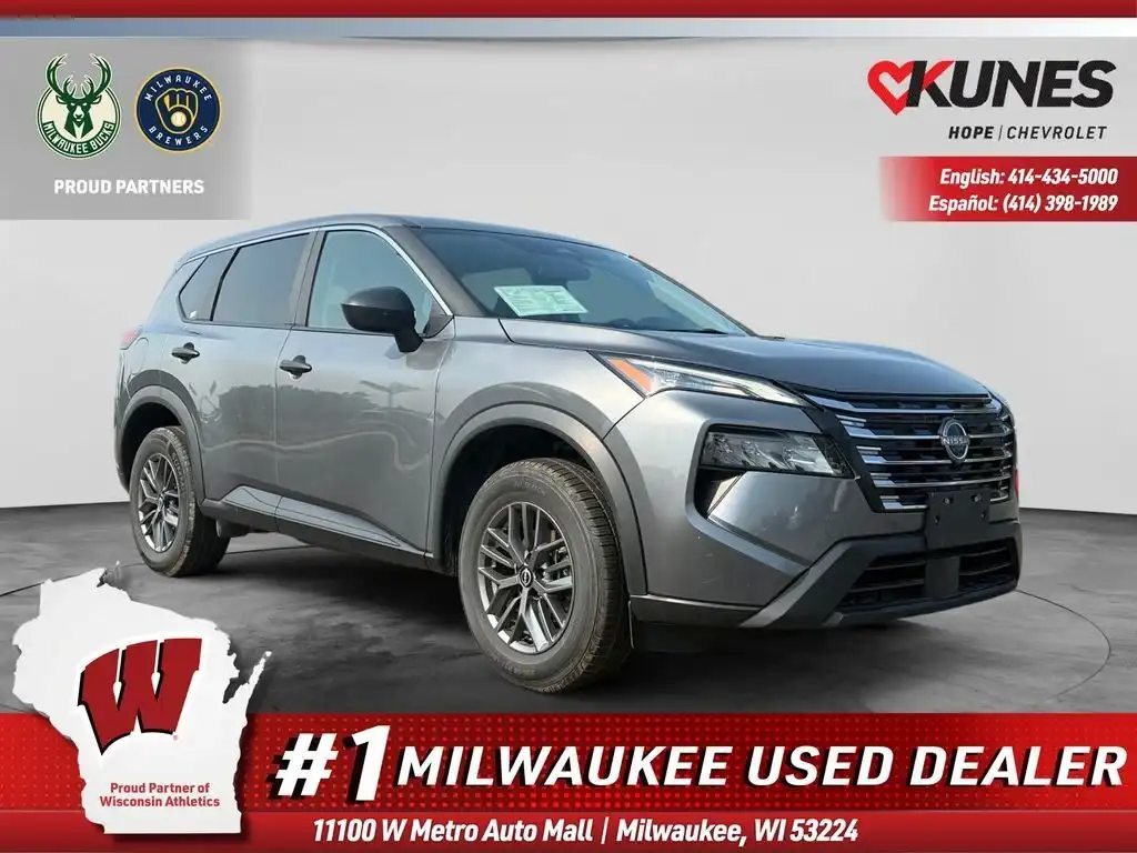 2024 Nissan Rogue S FWD's photo