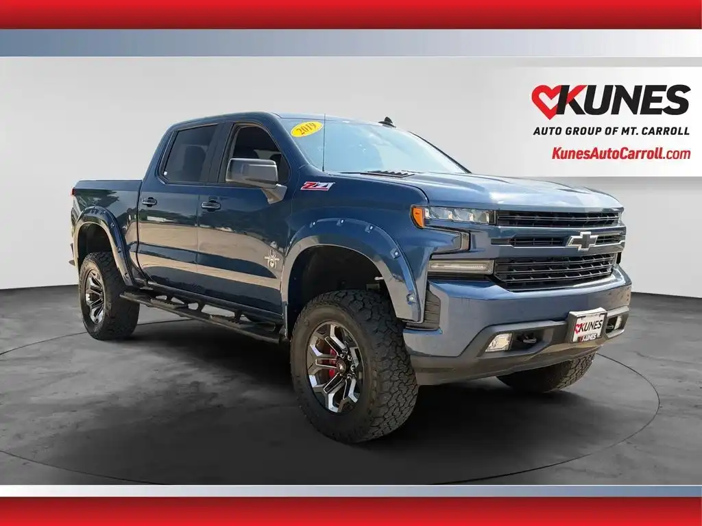 2019 Chevrolet Silverado 1500 RST 4WD Crew Cab Standard Box's photo