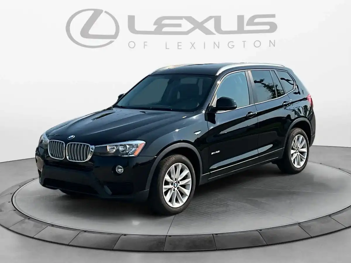 2017 BMW X3 sDrive28i's photo