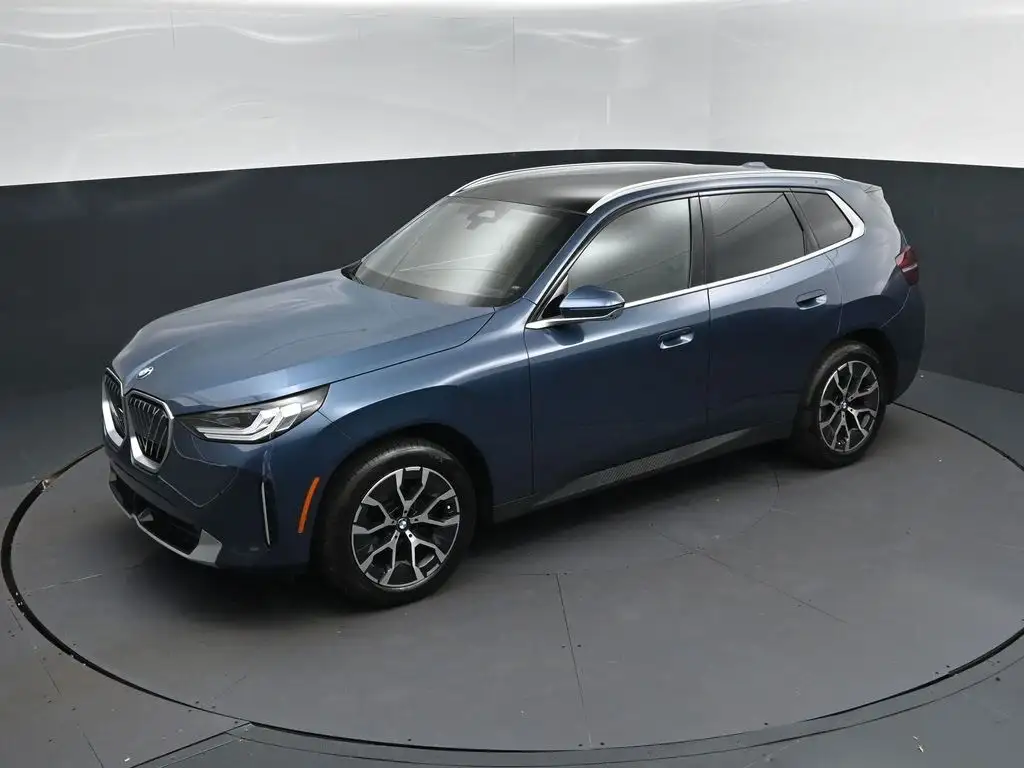 2026 BMW X3 30 XDRIVE's photo