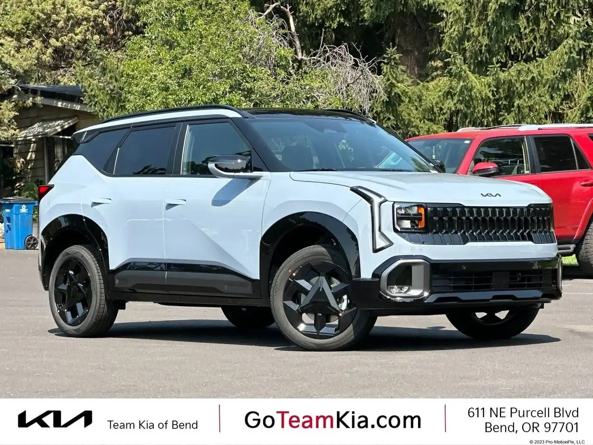 2027 Kia Seltos X-Line S AWD's photo