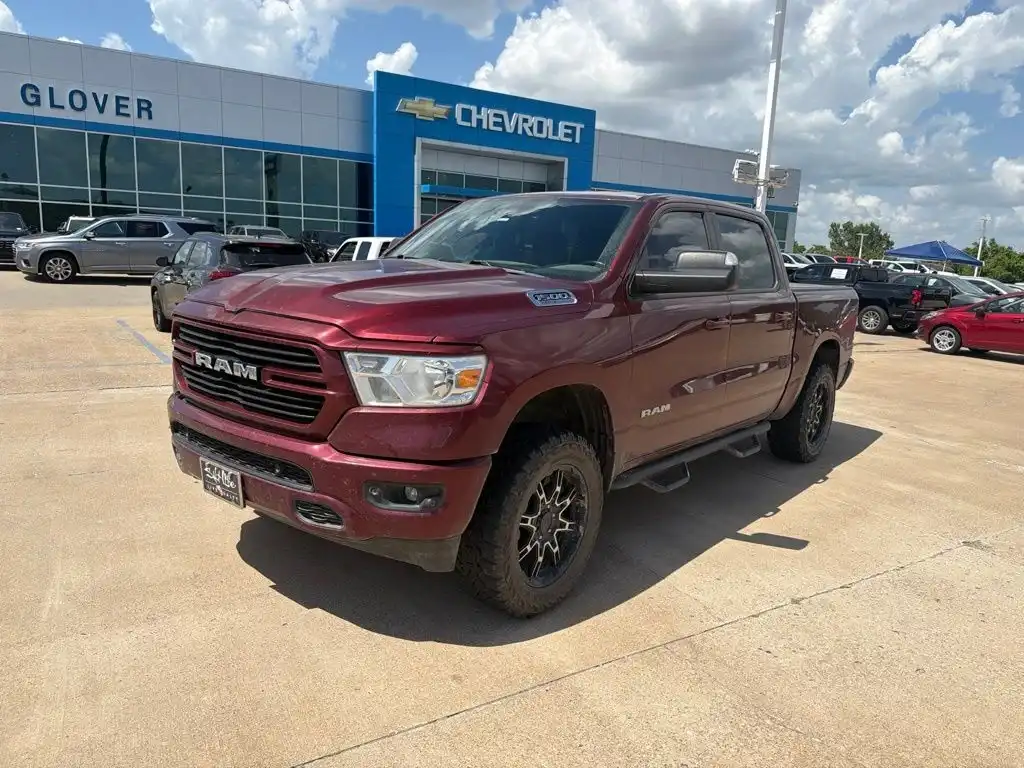 2021 RAM 1500 Big Horn/Lone Star 4x4 Crew Cab 5'7's photo