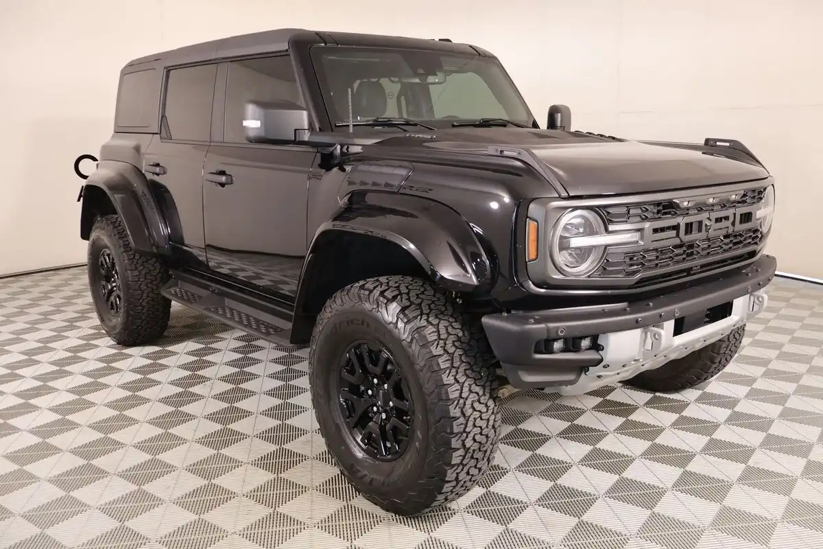 2024 Ford Bronco Raptor 4WD's photo