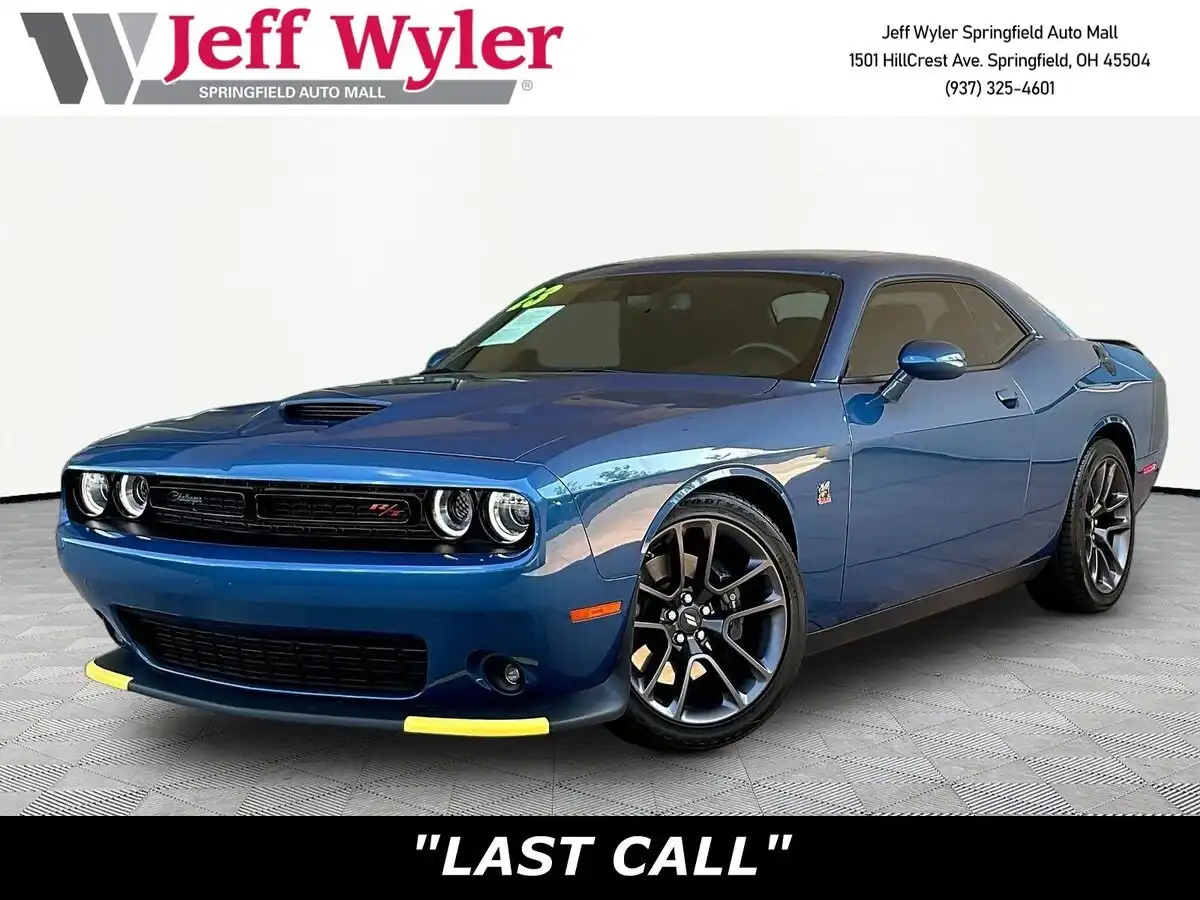 2023 Dodge Challenger R/T Scat Pack's photo