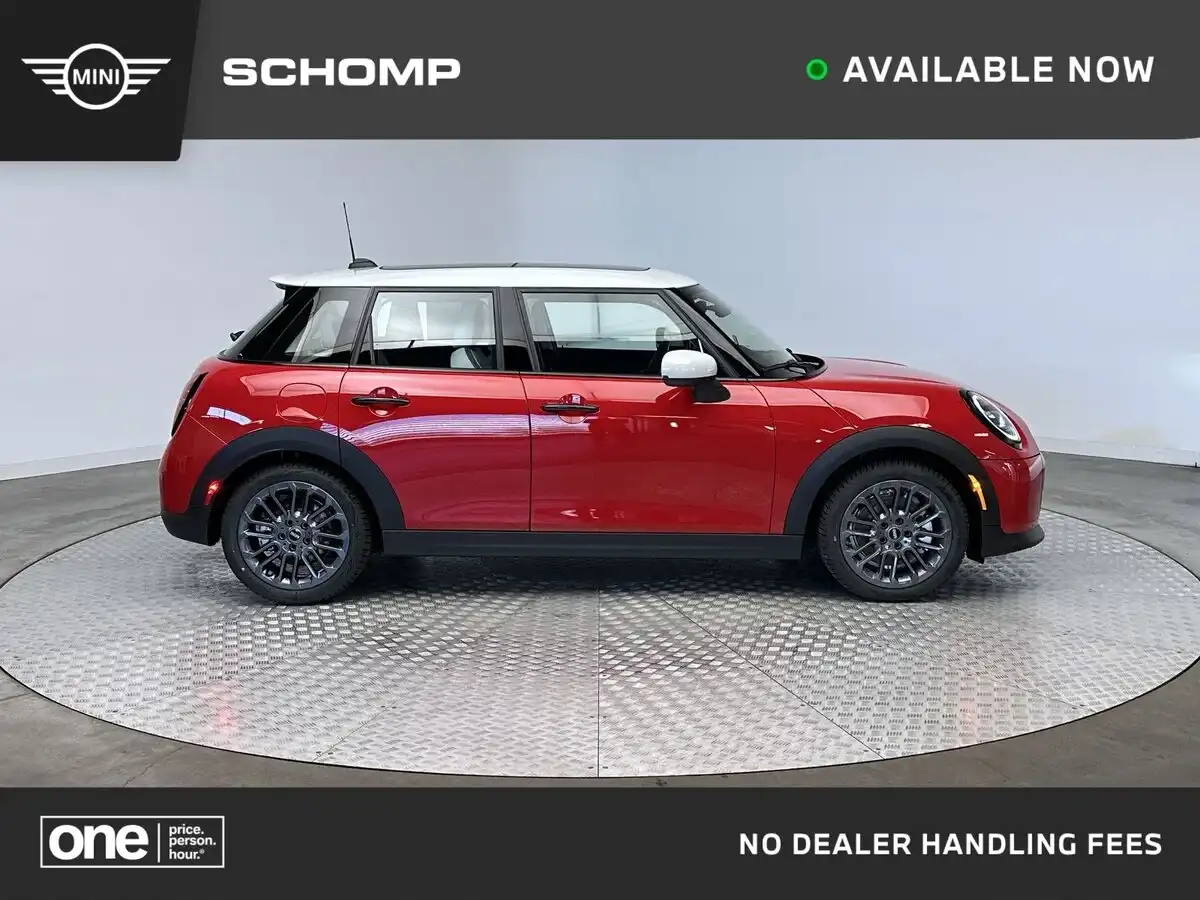 2026 MINI Hardtop Cooper S's photo