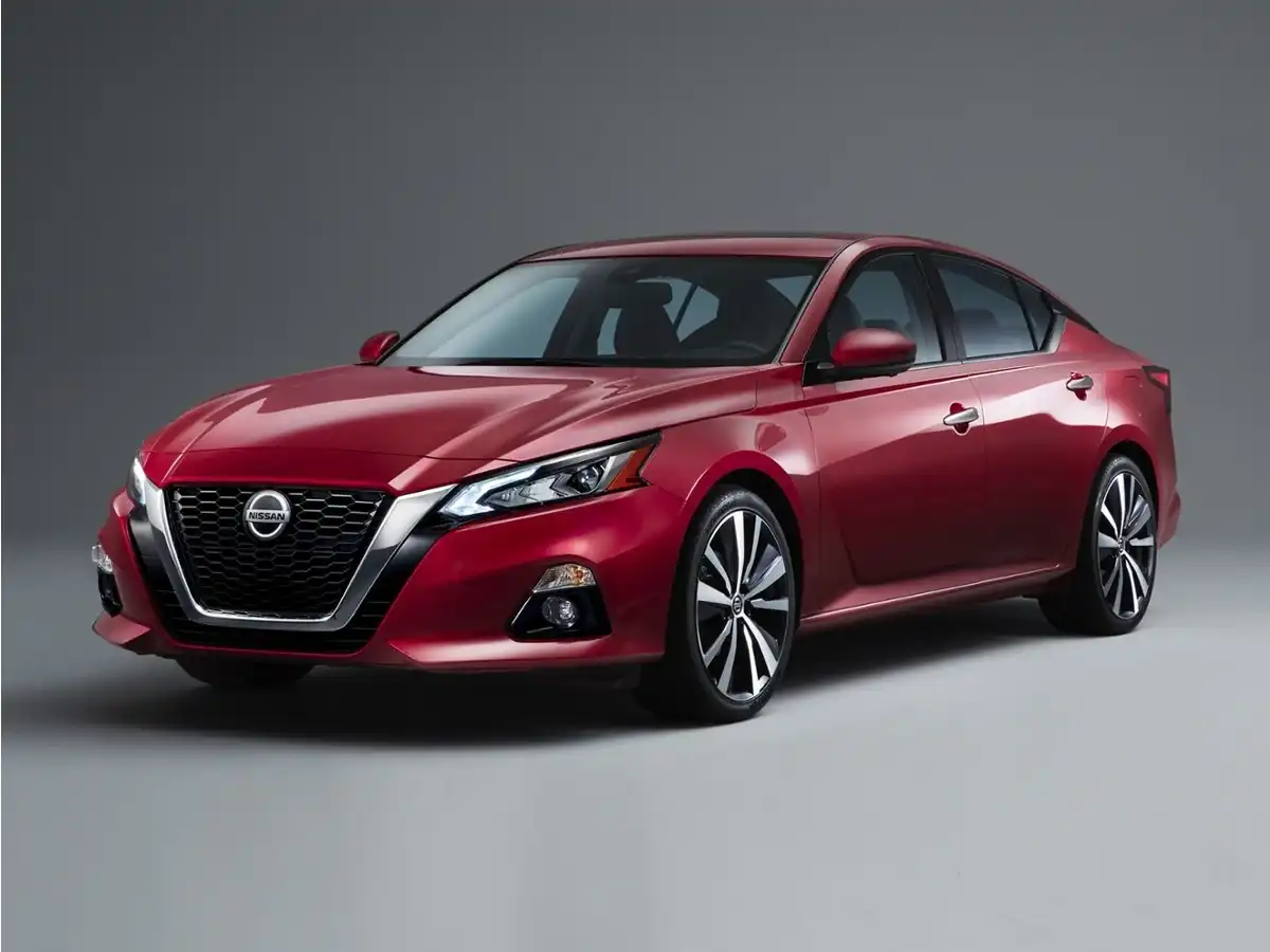 2019 Nissan Altima 2.5 Platinum's photo