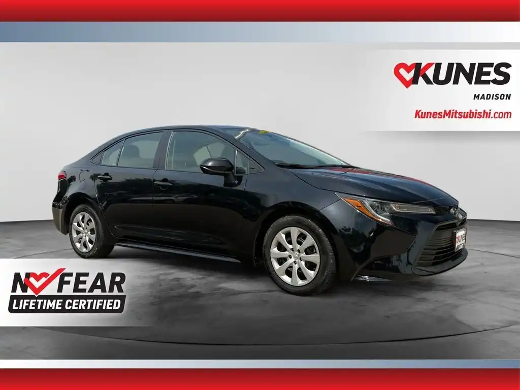 2024 Toyota Corolla LE CVT's photo