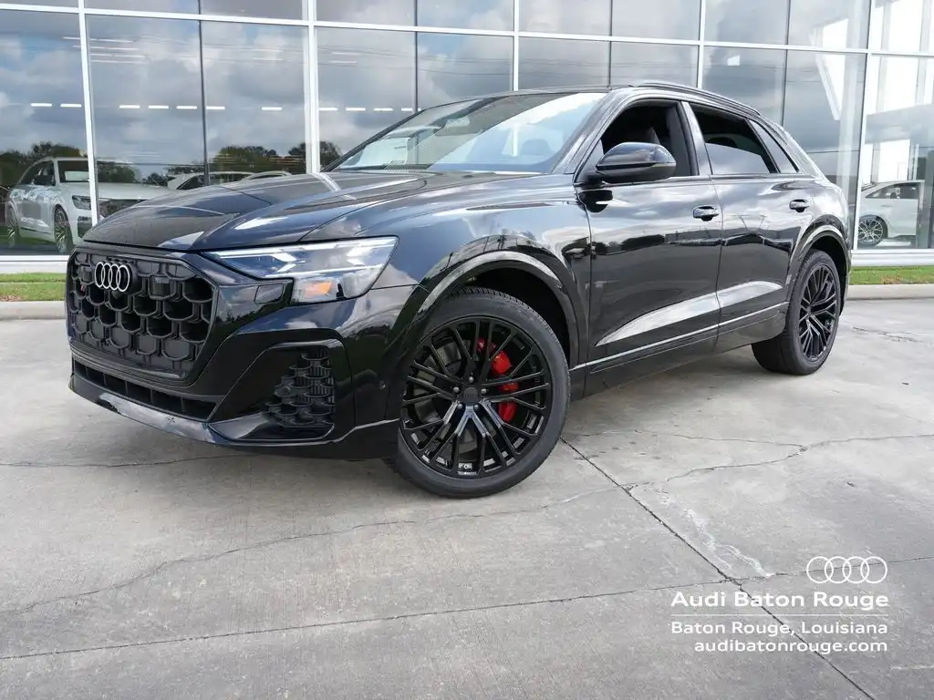 2026 Audi SQ8 Prestige quattro's photo