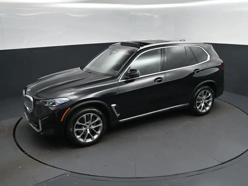 2026 BMW X5 sDrive40i's photo