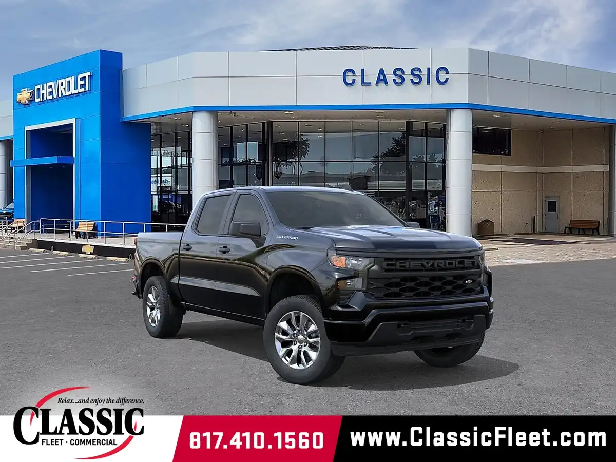 2026 Chevrolet Silverado 1500 Custom Crew Cab Short Box's photo