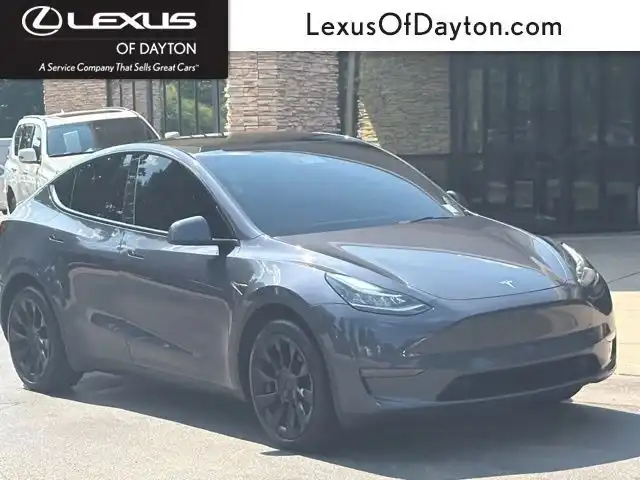 2023 Tesla Model Y Long Range Dual Motor All-Wheel Drive's photo
