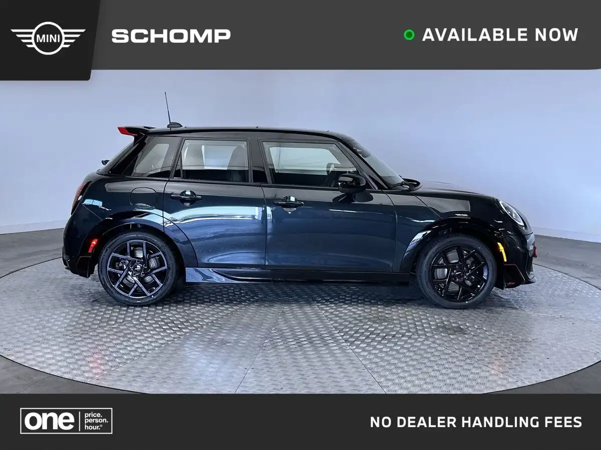 2026 MINI Hardtop Cooper S's photo