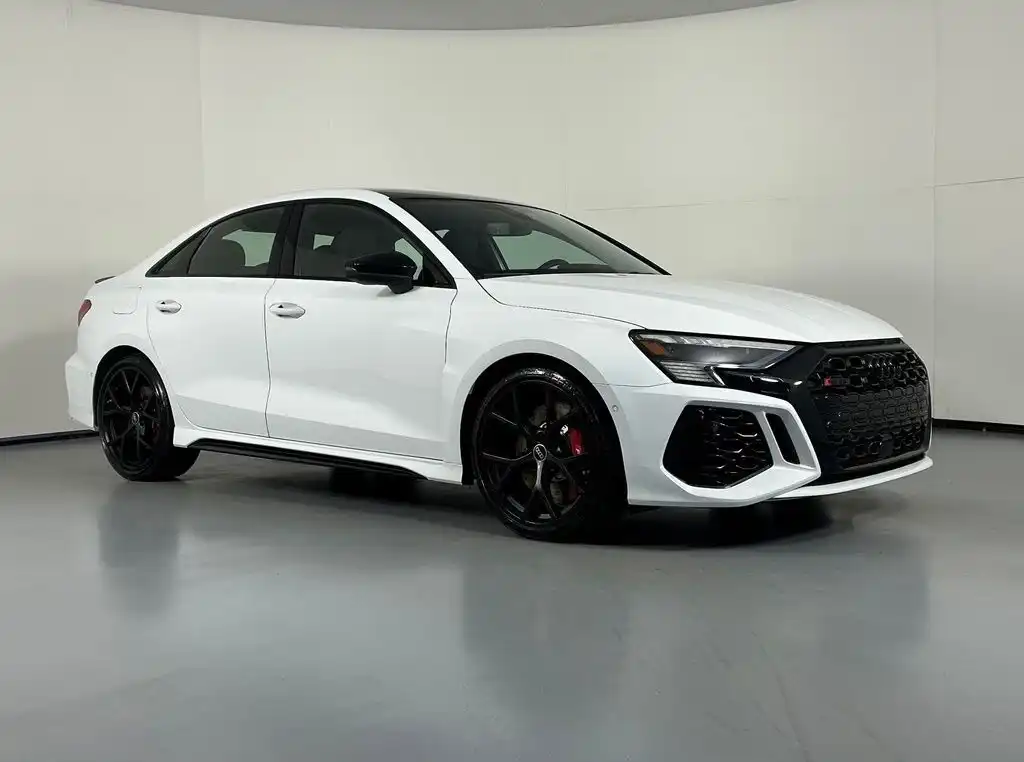 2024 Audi RS 3 2.5 TFSI quattro S tronic's photo