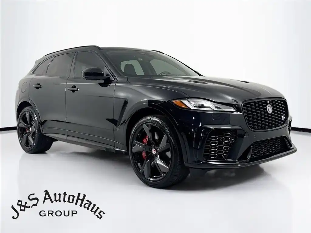 2022 Jaguar F-PACE SVR AWD's photo