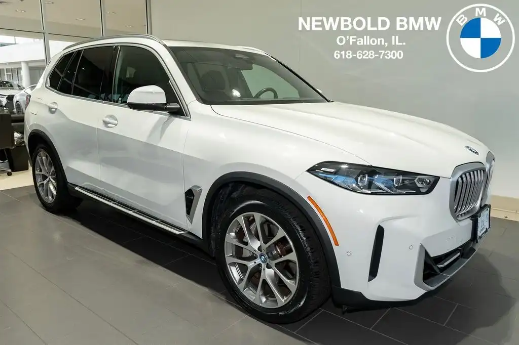 2024 BMW X5 xDrive50e's photo