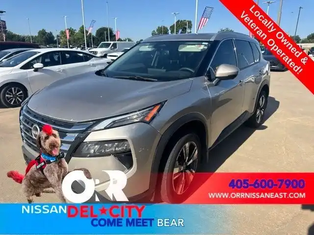2024 Nissan Rogue SL FWD's photo