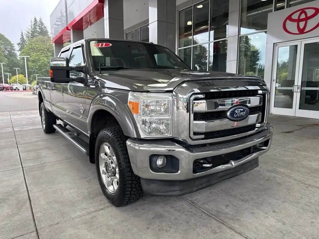 2011 Ford F-350 Lariat 4x4 Crew Cab 172-In SRW's photo