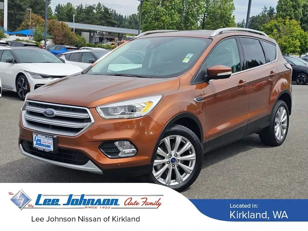 2017 Ford Escape Titanium 4WD's photo