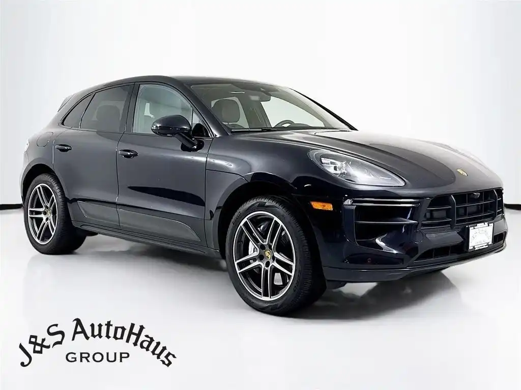 2021 Porsche Macan Turbo's photo